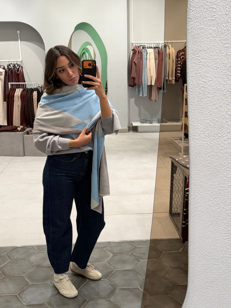 Baby Blue X Grey Argyle Knit Scarf - Mii