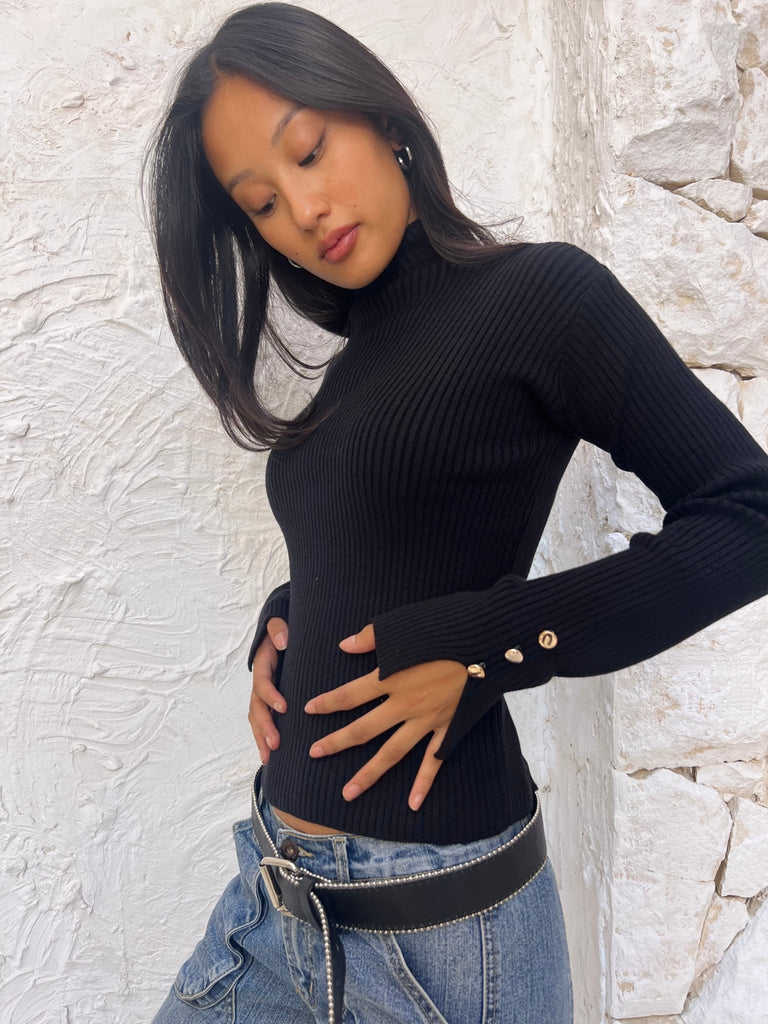 Black Basic Buttons Pullover - Mii