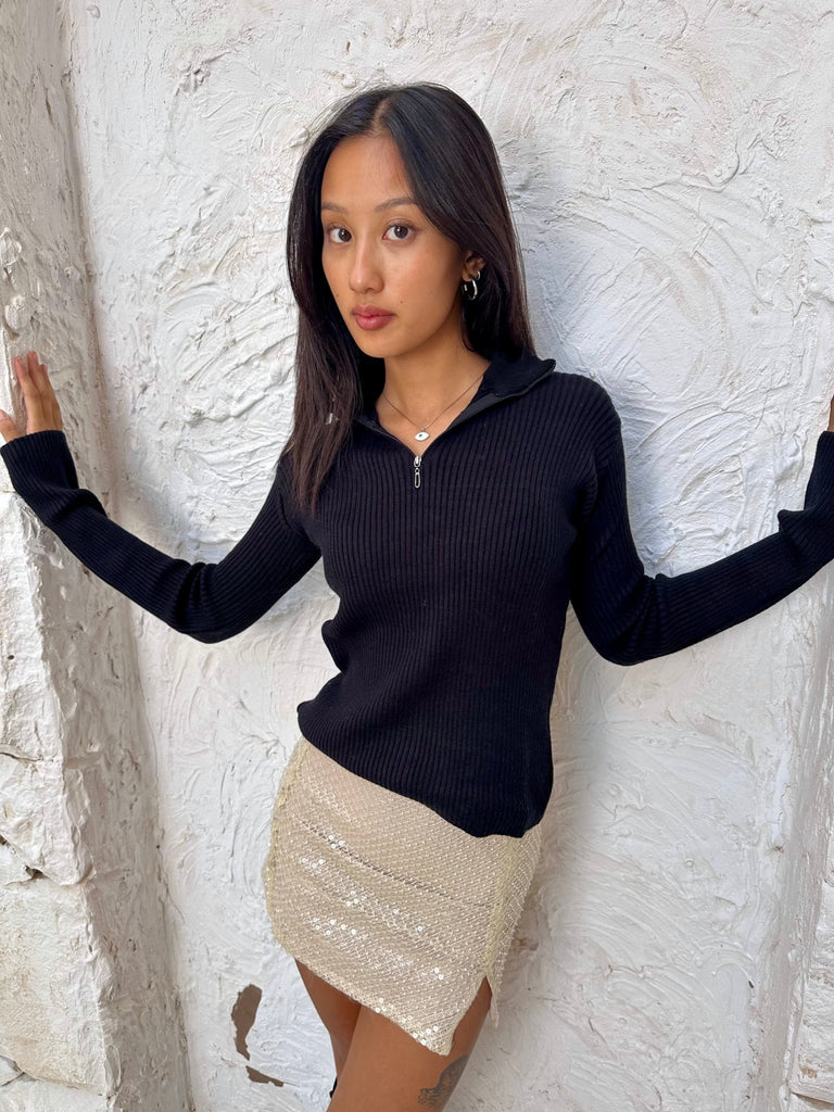 Black Basic Zip Pullover - Mii