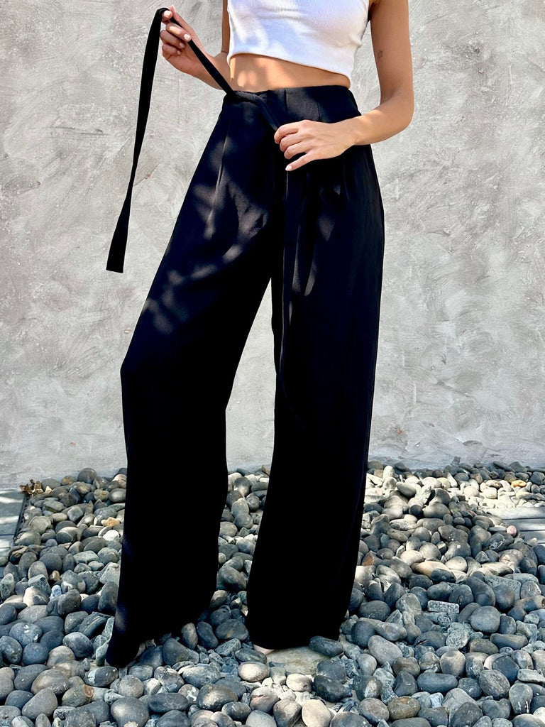 Black Belted Formal Pants - Mii