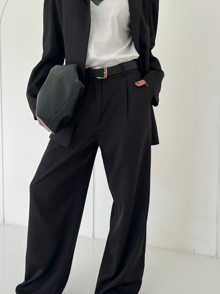 Black Classic Cut Formal Pants - Mii