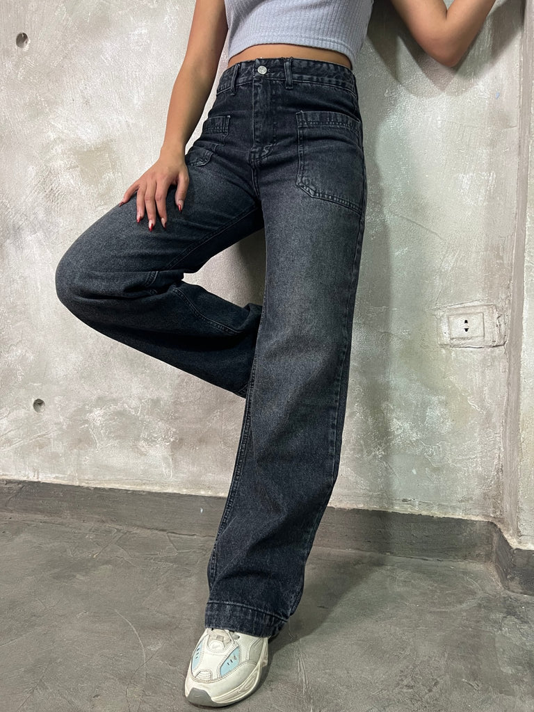 Black Front Square Pockets Jeans - Mii
