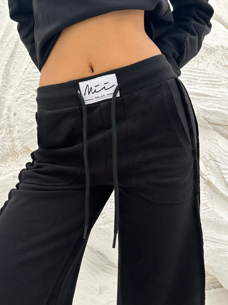 Black Half Court Sweatpants - Mii