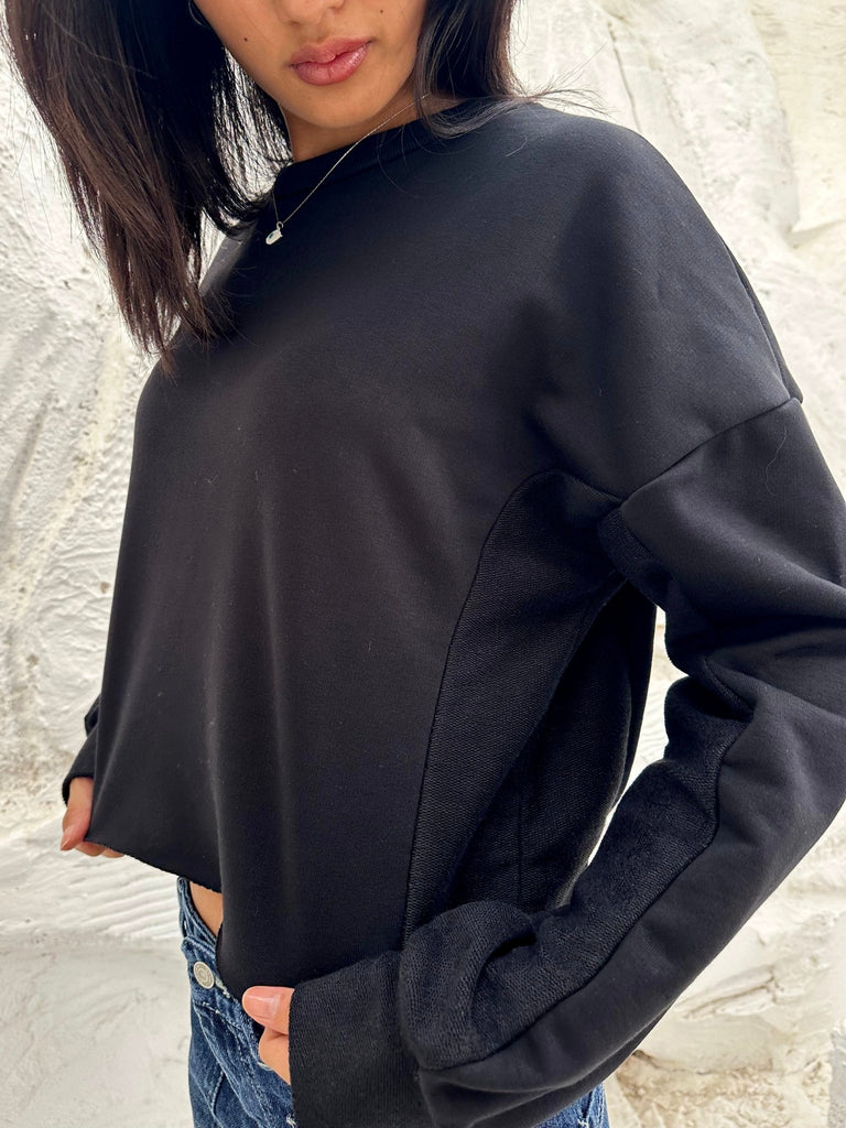 Black Half Court Sweatshirt - Mii