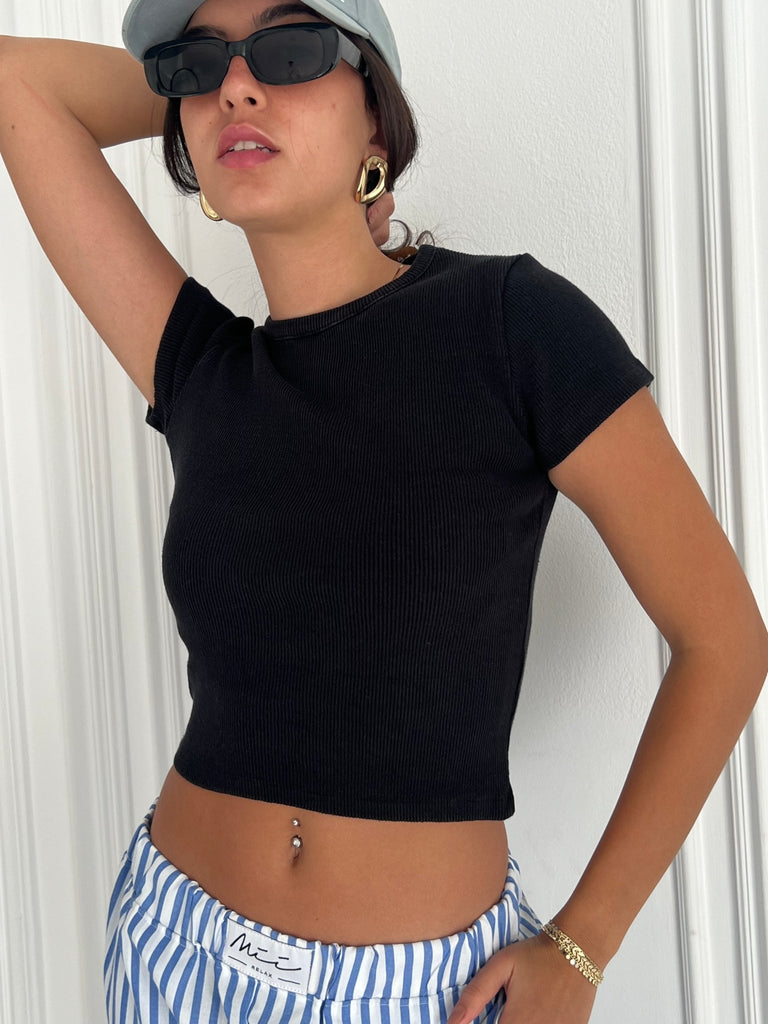 Black Half Sleeve Ribbed Top - Mii