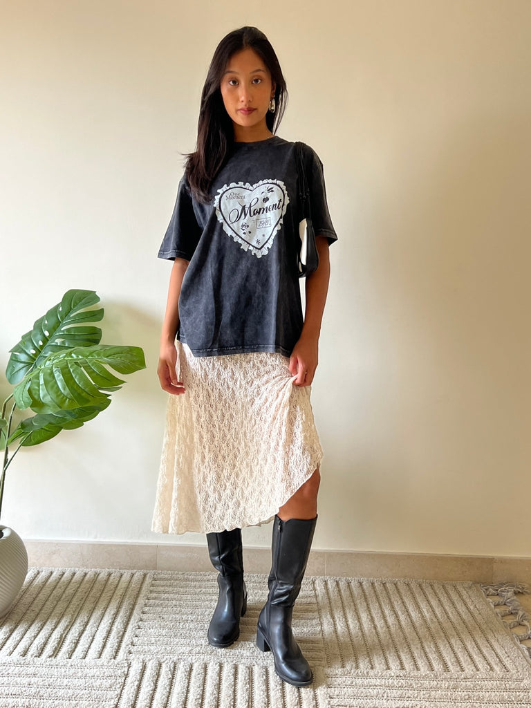 Black One Moment T-Shirt - Mii