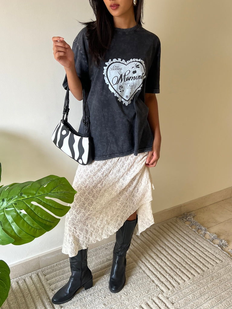 Black One Moment T-Shirt - Mii