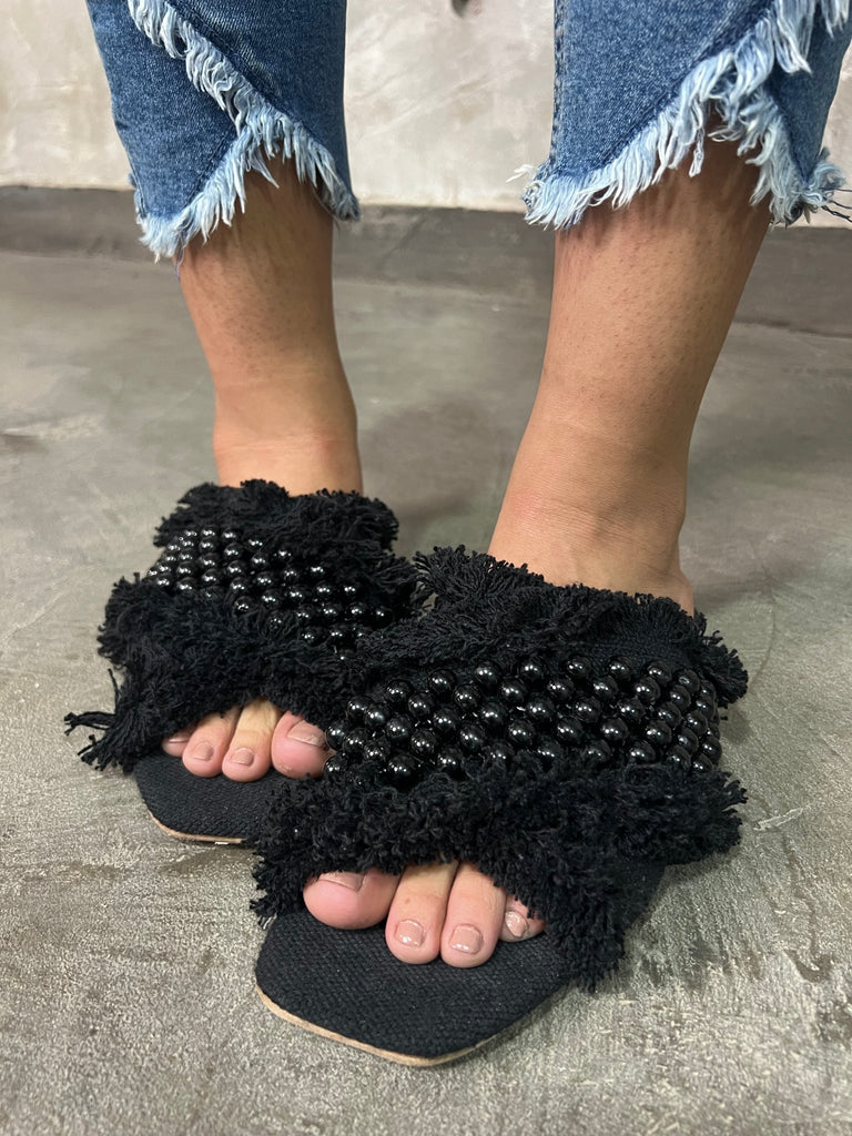 Black Pearl Fringe Slippers - Mii