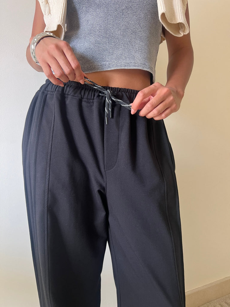 Black Pleated Sweatpants - Mii