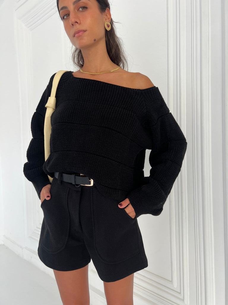 Black Pumped Pullover - Mii