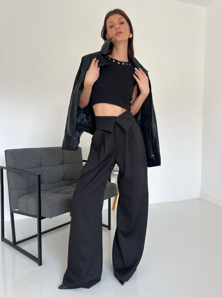 Black Reverse Waist Pants - Mii