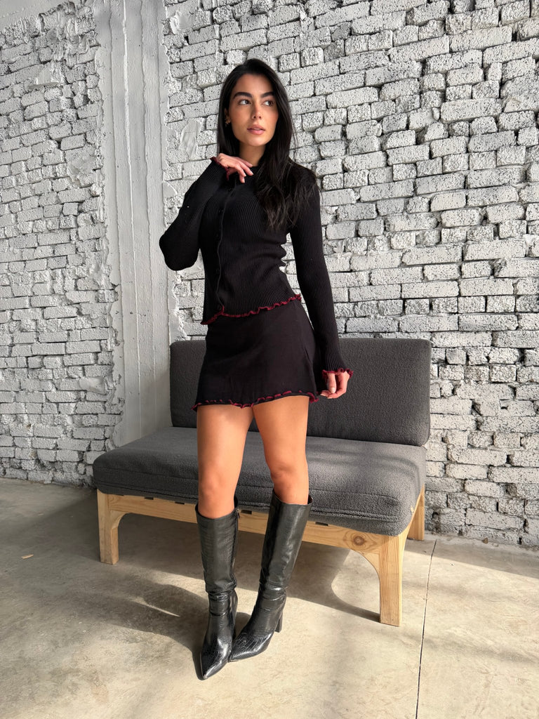 Black X Red Gathered Knit Skirt Set - Mii