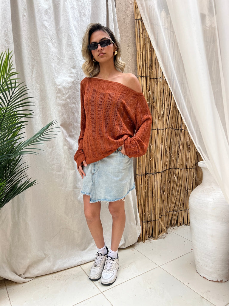 Brick Hollow Out Blouse - Mii