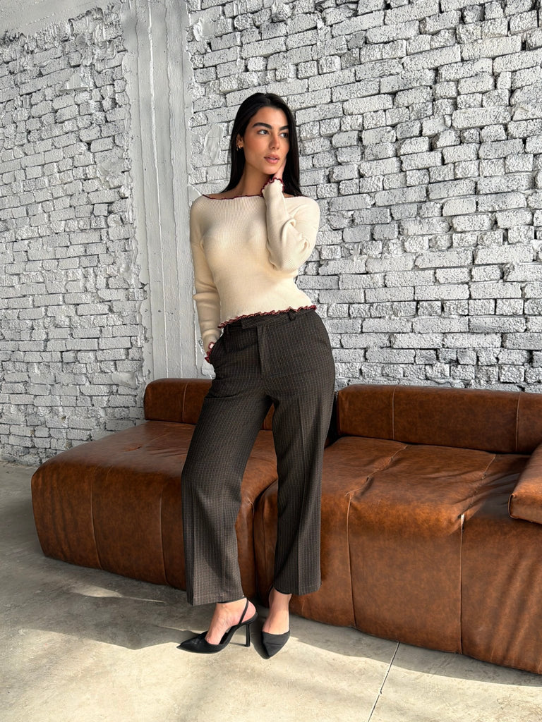 Brown Checkered Classic Fit Pants - Mii