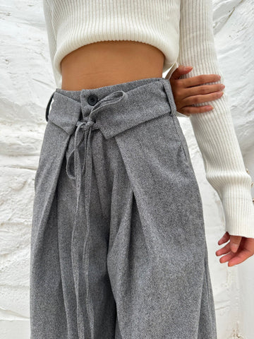 Grey Belt & Pleats Pants - Mii