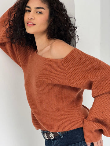 Rust Soft Knit Pumped Pullover - Mii