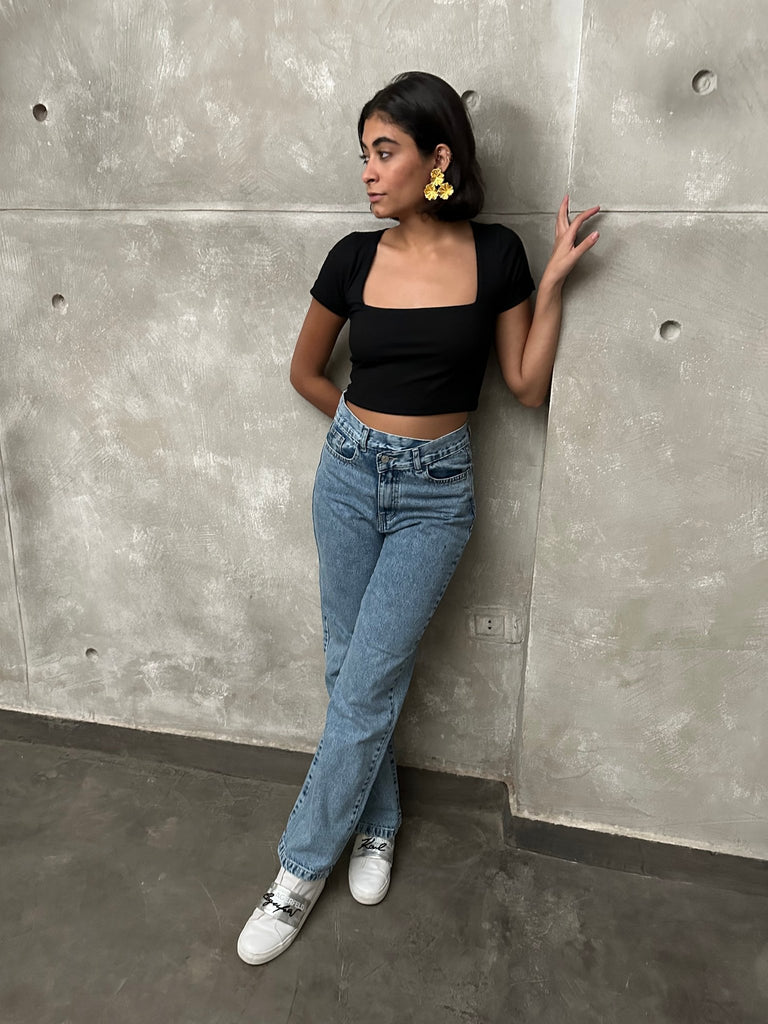 Black Squared Top - Mii