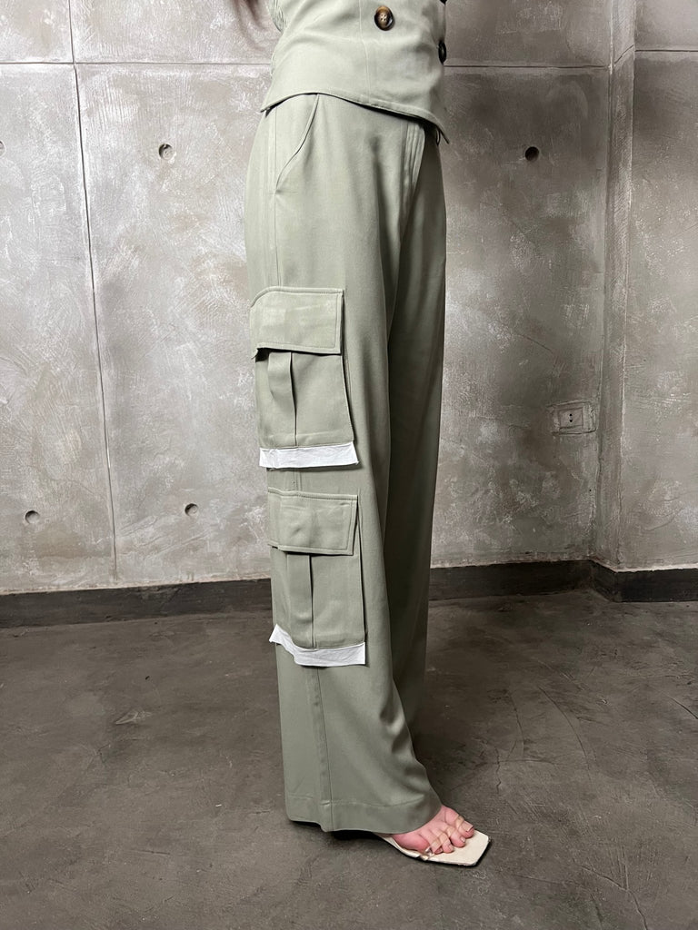 Olive Tailored Cargo Pants - Mii